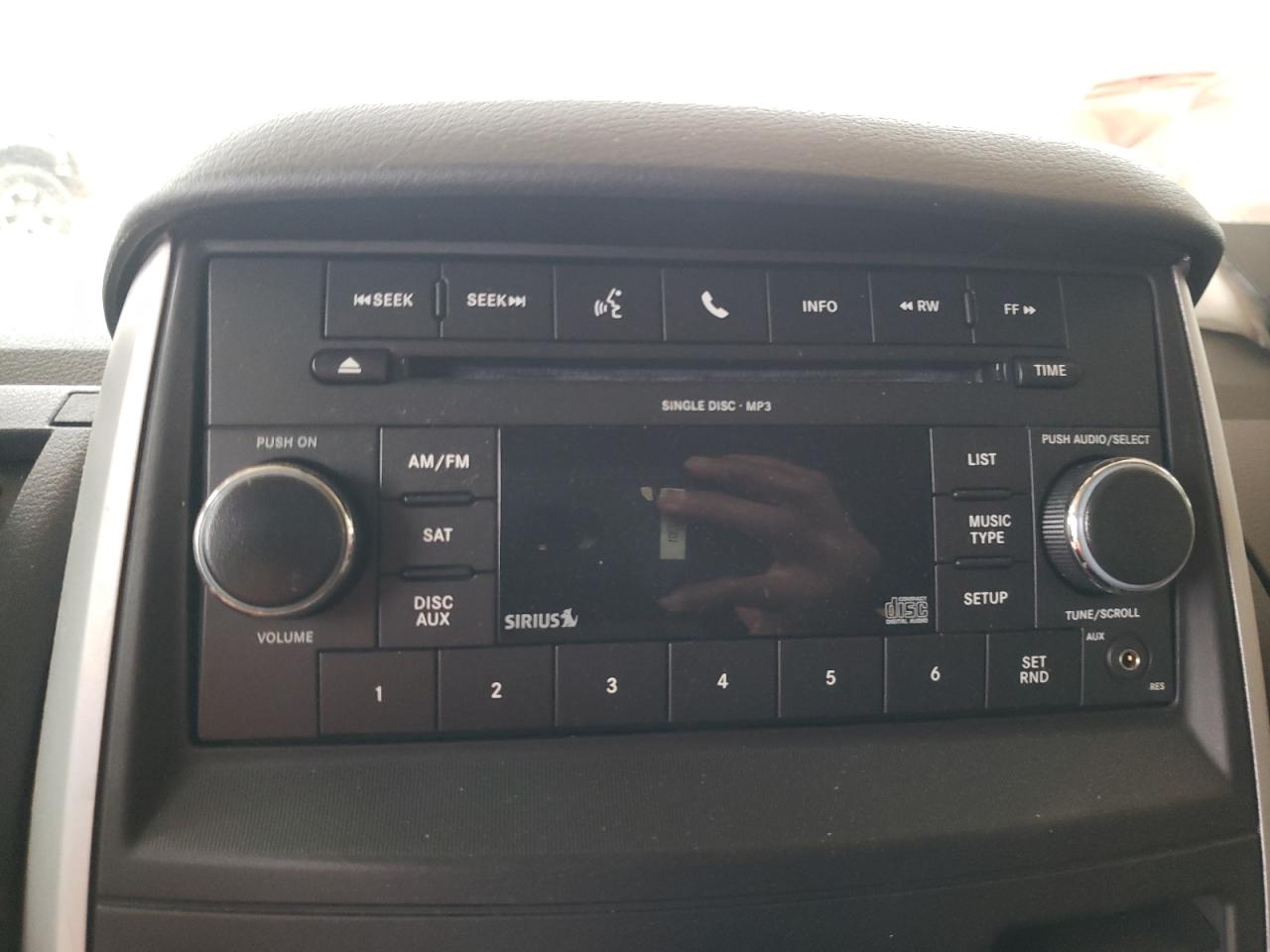 Photo 9 from auction – 2010 DODGE GRAND CARA with VIN 2D4RN3D19AR401747