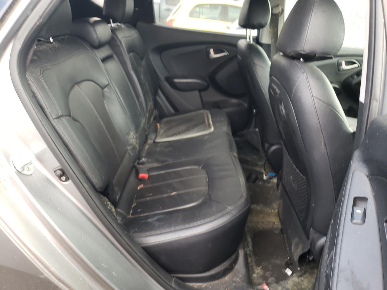 Photo 6 from auction – 2012 HYUNDAI TUCSON GLS with VIN KM8JUCAC8CU478467