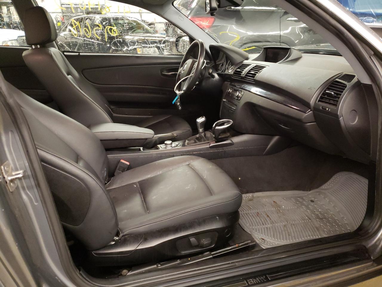 Photo 5 from auction – 2010 BMW 128 I with VIN WBAUP7C52AVF07600