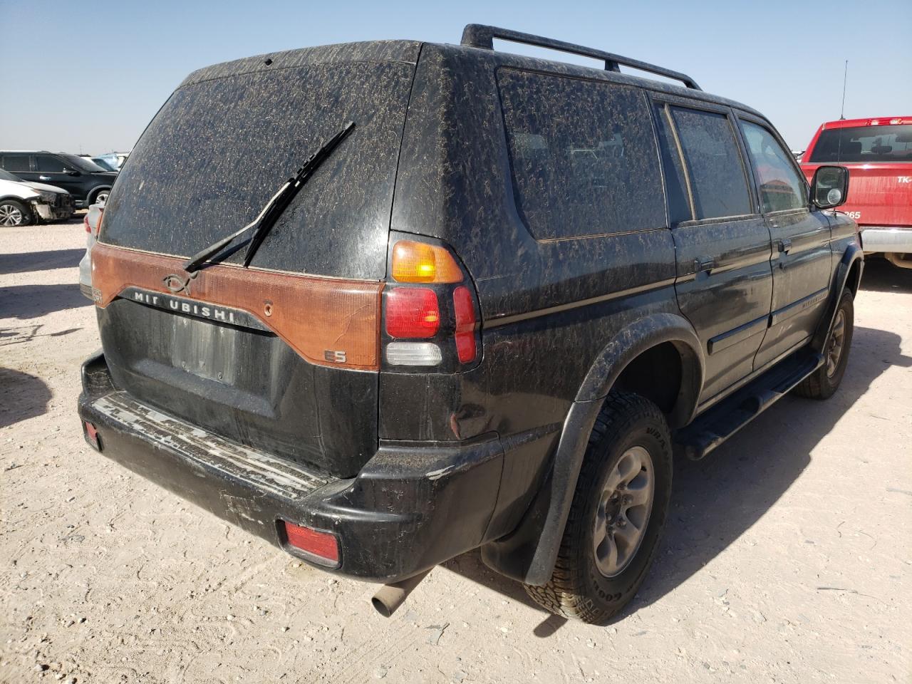 Photo 4 from auction – 2002 MITSUBISHI MONTERO SP with VIN JA4LS21H12P013724