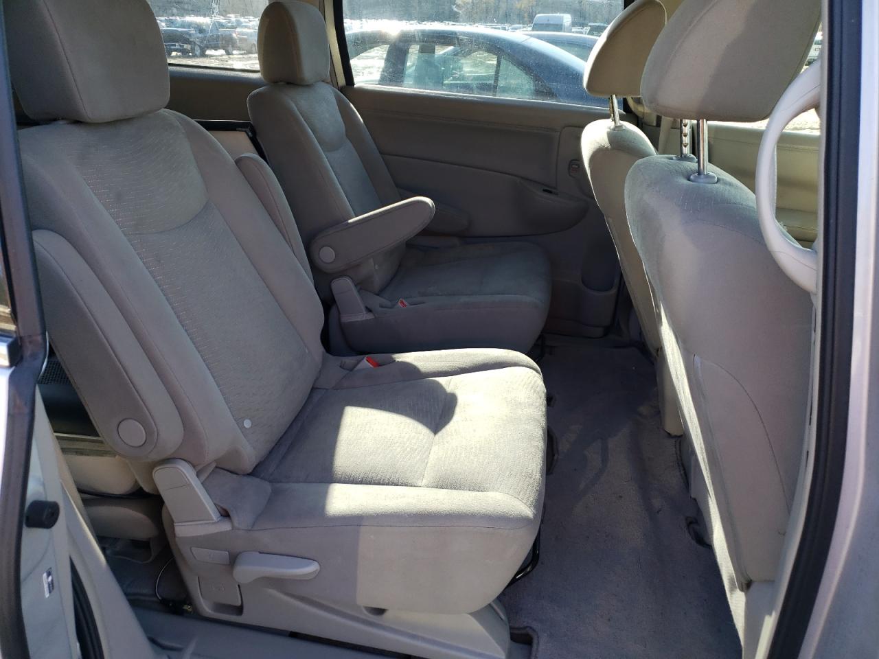 Photo 6 from auction – 2014 NISSAN QUEST S with VIN JN8AE2KPXE9108287