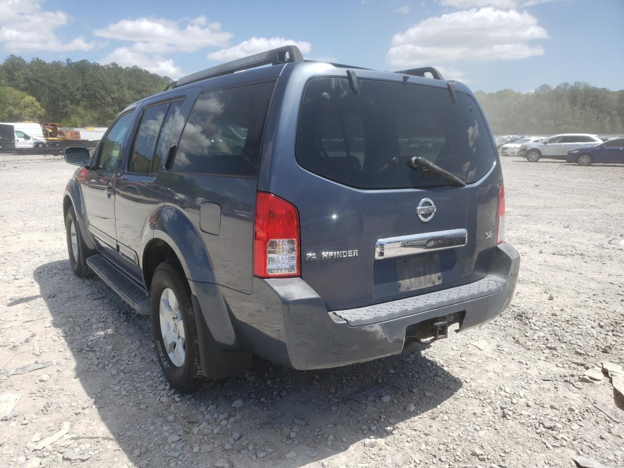 Photo 3 from auction – 2005 NISSAN PATHFINDER with VIN 5N1AR18U35C779211
