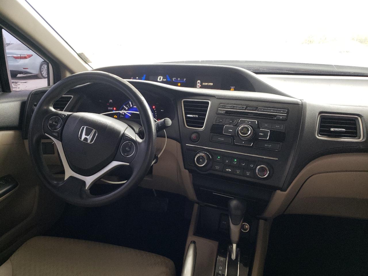 Photo 9 from auction – 2014 HONDA CIVIC LX with VIN 19XFB2F5XEE026526