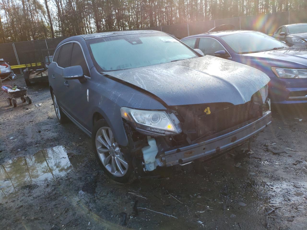 LINCOLN MKT 2010 with VIN 2LMHJ5AT3ABJ13401 - Photo from auction
