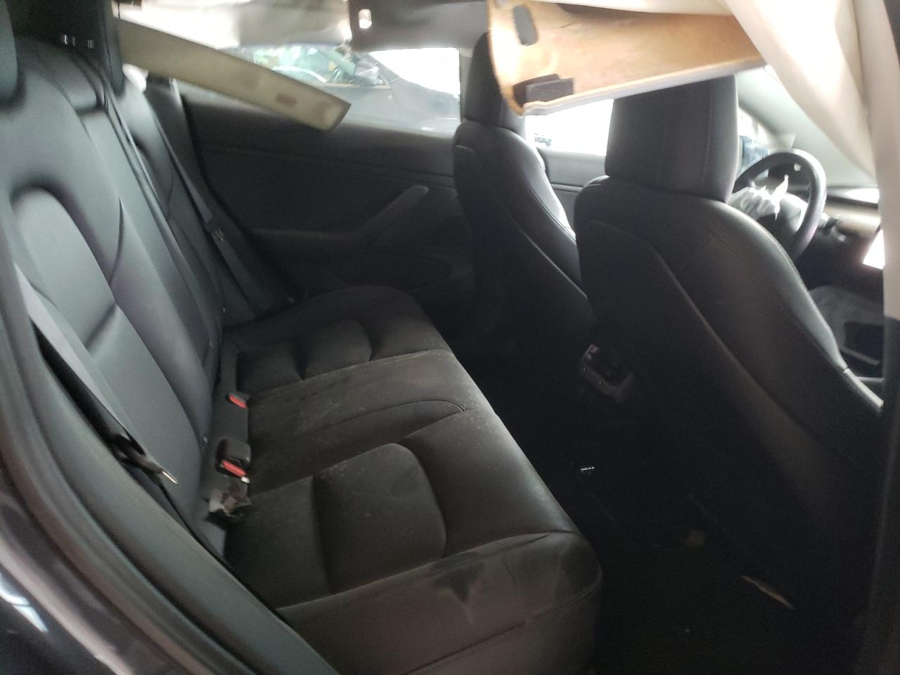 Photo 6 from auction – 2018 TESLA MODEL 3 with VIN 5YJ3E1EB0JF129230