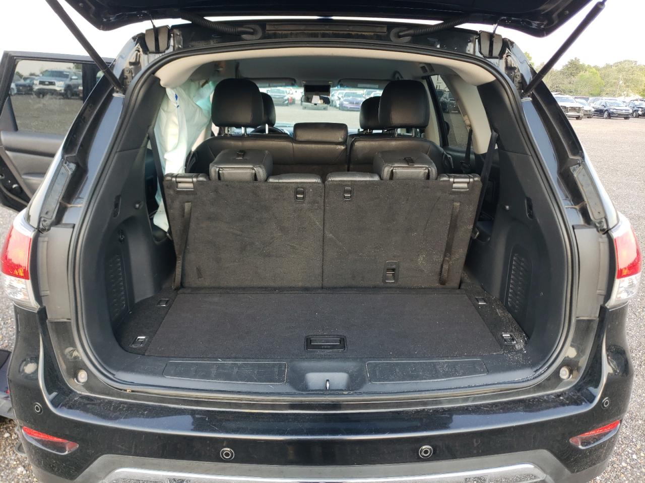 Photo 9 from auction – 2014 NISSAN PATHFINDER with VIN 5N1AR2MN5EC631274