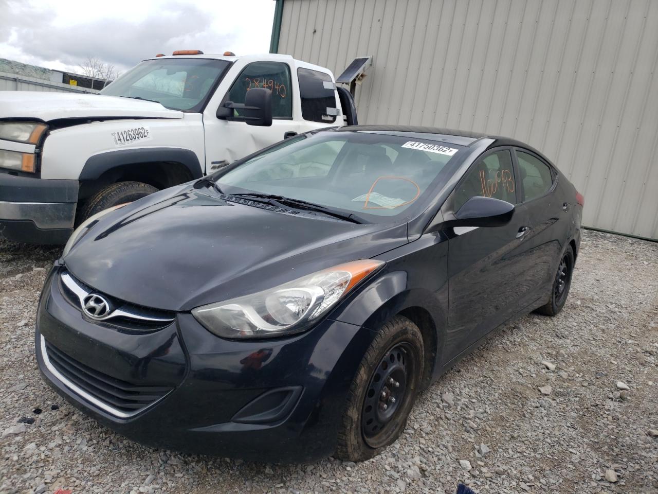Photo 2 from auction – 2012 HYUNDAI ELANTRA GL with VIN 5NPDH4AE4CH067221