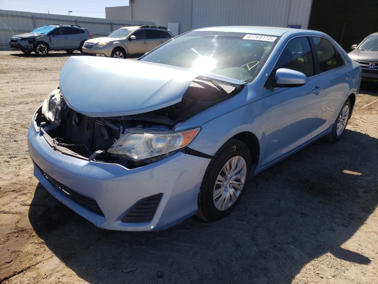 Photo 2 from auction – 2012 TOYOTA CAMRY BASE with VIN 4T1BF1FK0CU636111