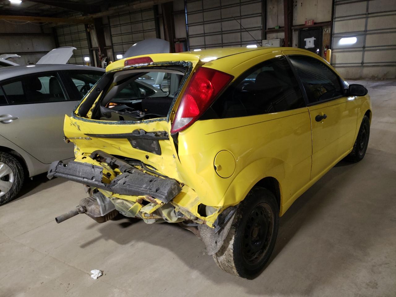 Photo 4 from auction – 2005 FORD FOCUS ZX3 with VIN 3FAFP31N05R144498