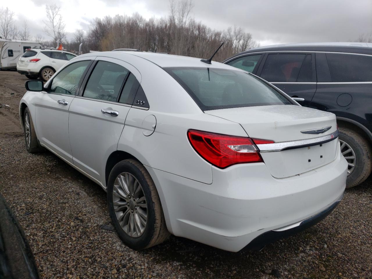 Photo 3 from auction – 2012 CHRYSLER 200 LIMITE with VIN 1C3CCBCG9CN326495