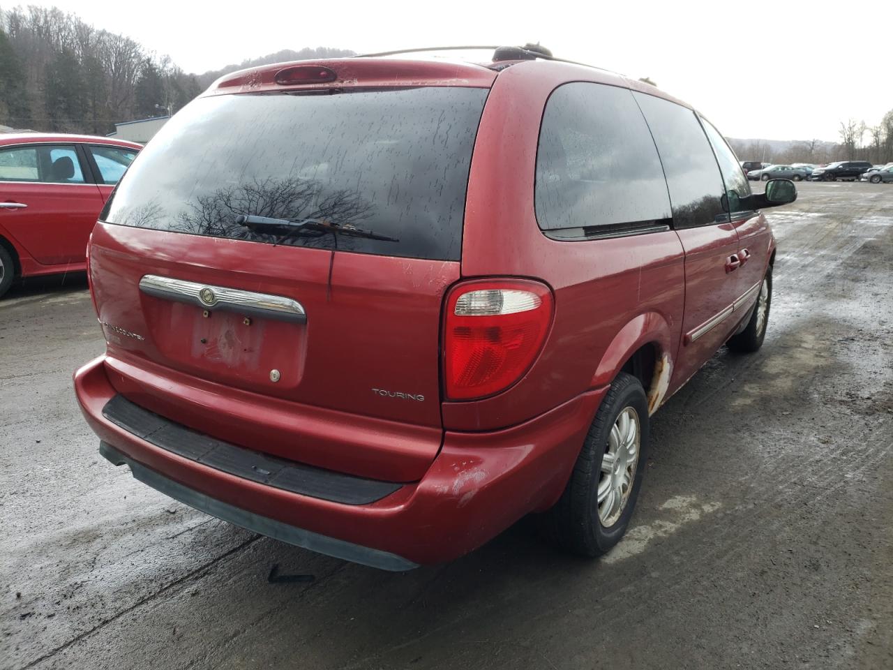 Photo 4 from auction – 2005 CHRYSLER TOWN & COU with VIN 2C4GP54L85R388961