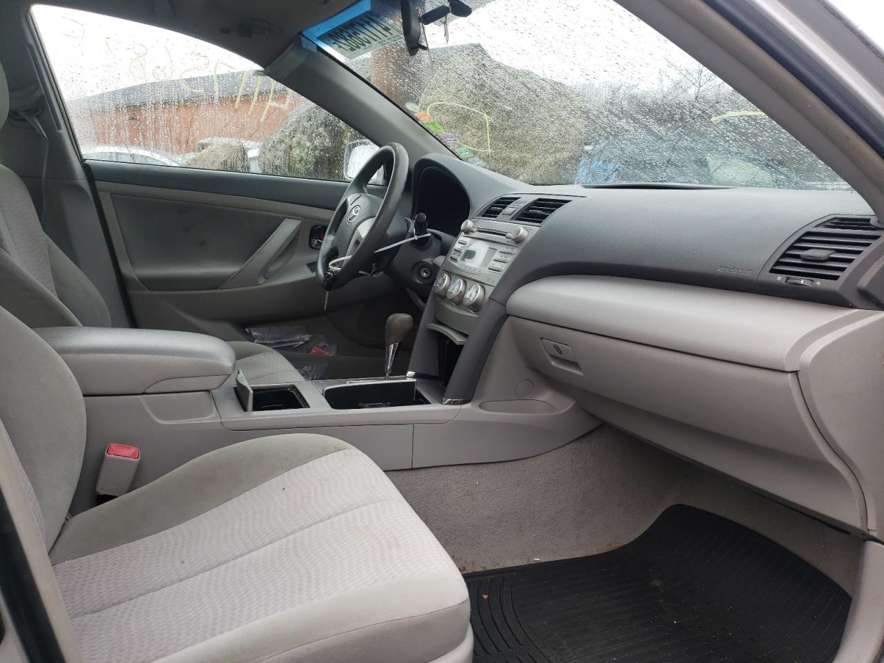 Photo 5 from auction – 2010 TOYOTA CAMRY with VIN 4T4BF3EKXAR005687