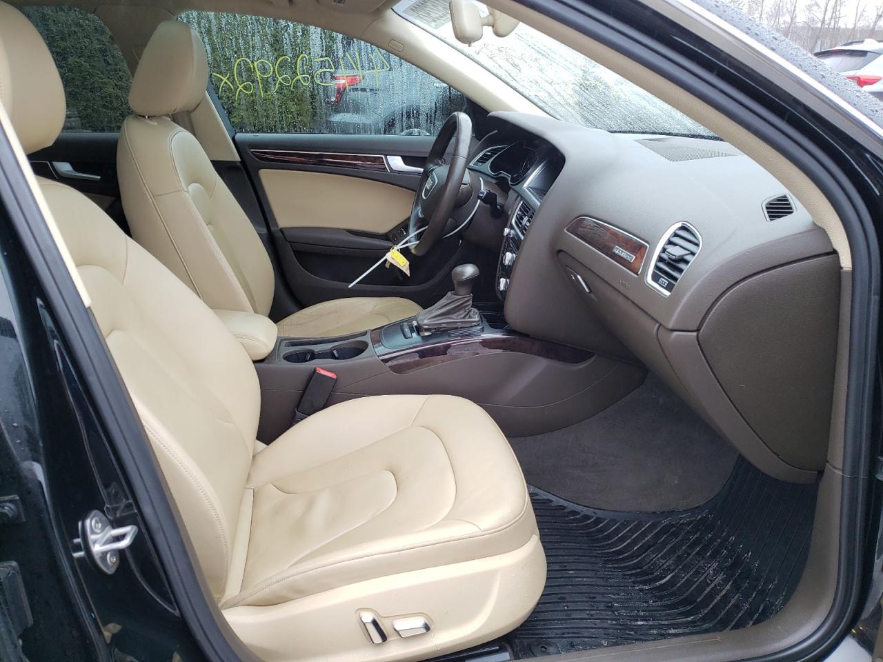 Foto 5 de la subasta – 2014 AUDI A4 ALLROAD con VIN WA1TFAFL2EA000998