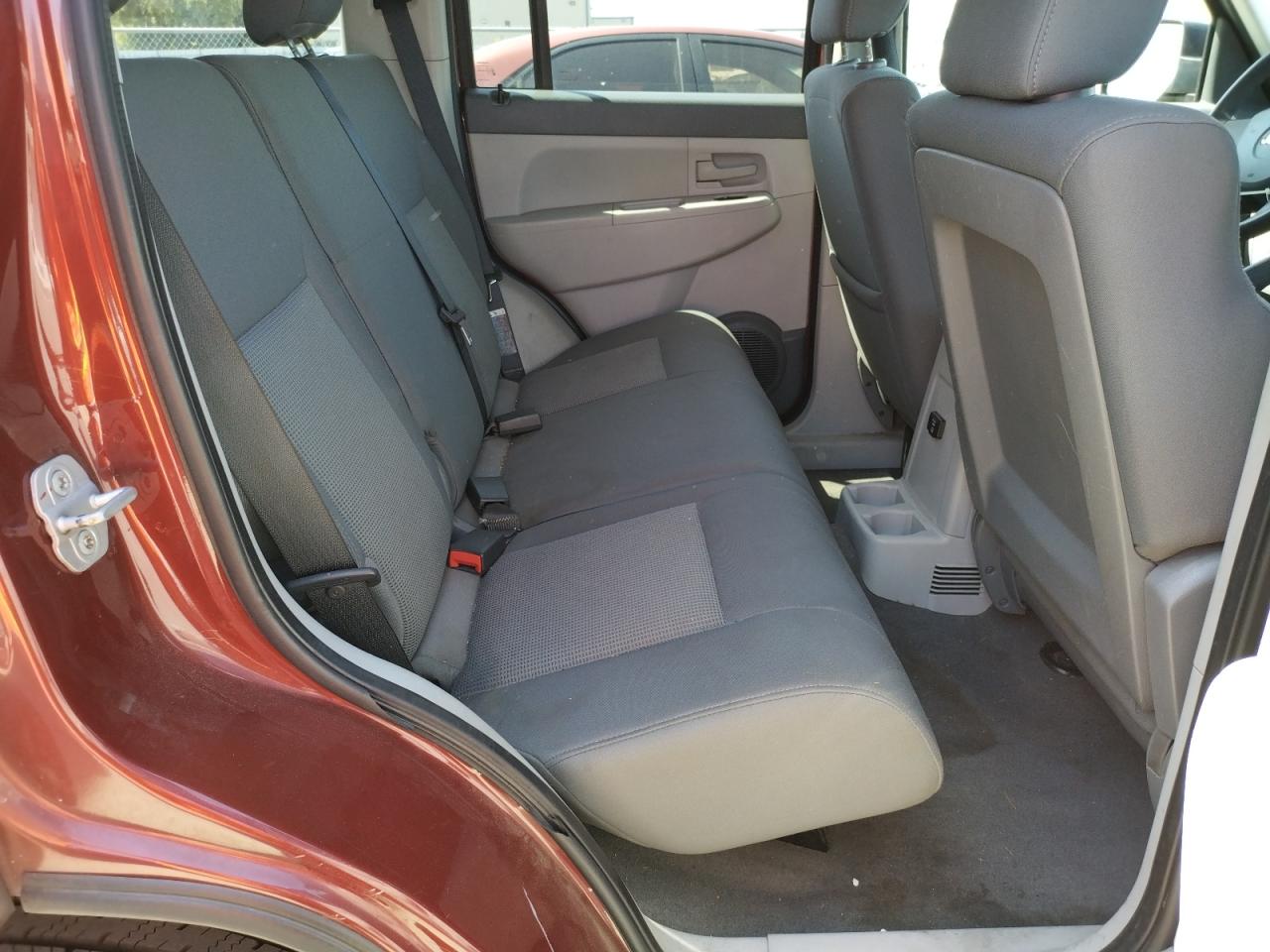 Photo 6 from auction – 2008 JEEP LIBERTY SP with VIN 1J8GP28K18W163530