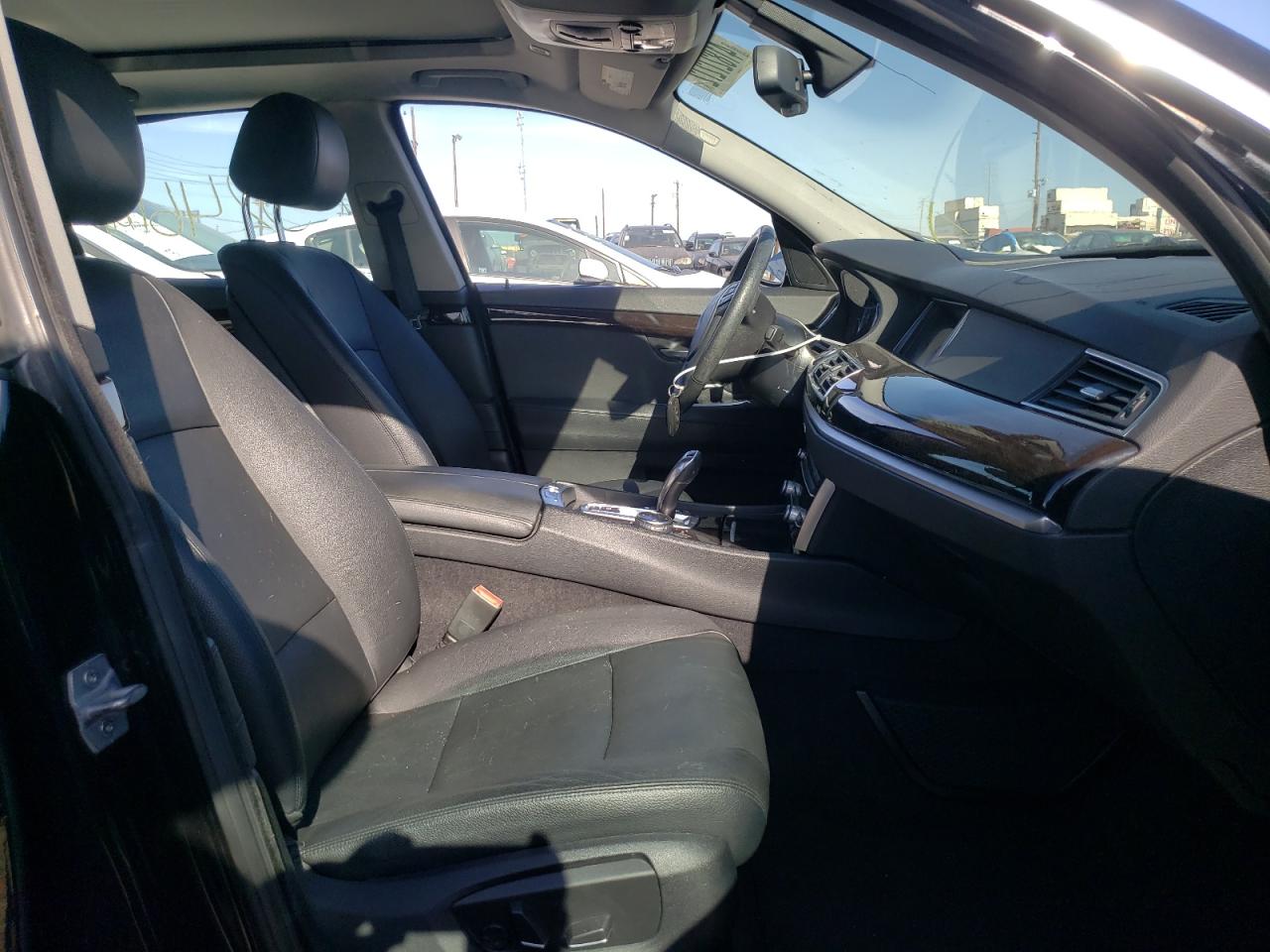 Photo 5 from auction – 2014 BMW 535 IGT with VIN WBA5M2C54ED085404