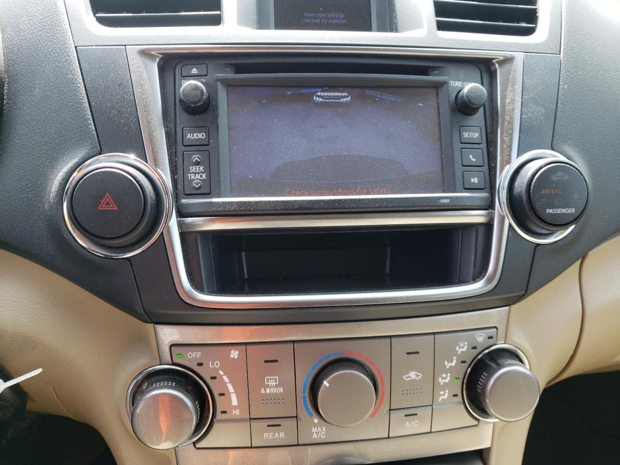 Photo 9 from auction – 2013 TOYOTA HIGHLANDER with VIN 5TDZA3EH4DS042100