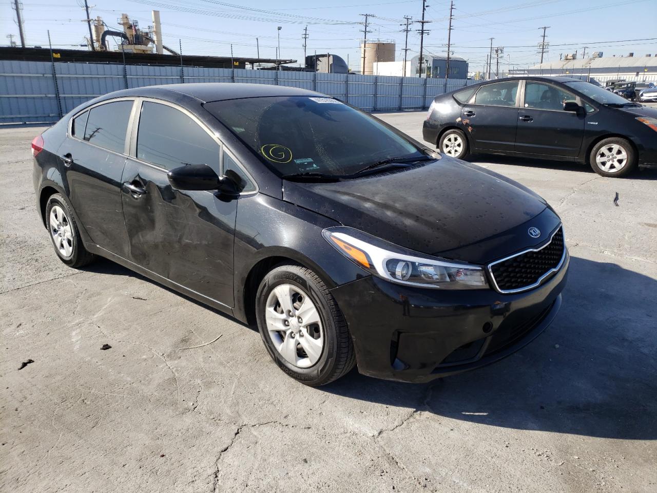 KIA FORTE LX 2017 with VIN 3KPFK4A78HE095871 - Photo from auction