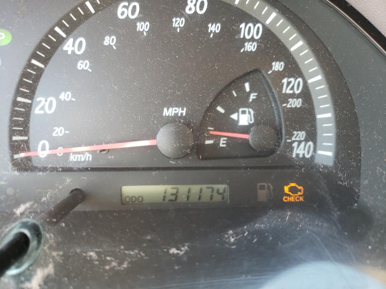 Photo 8 from auction – 2002 TOYOTA CAMRY LE with VIN 4T1BF32K52U509452