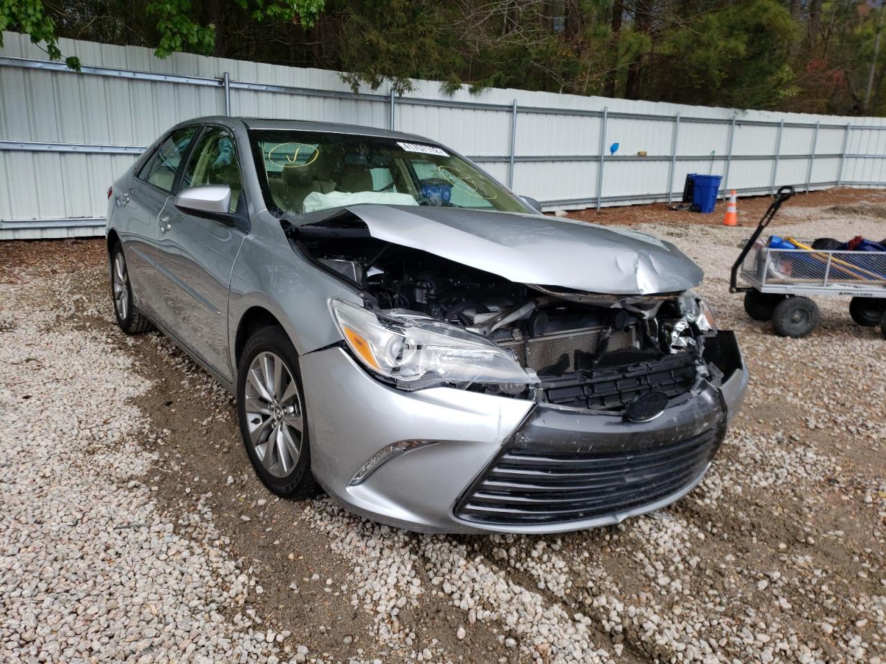 Photo 1 from auction – 2015 TOYOTA CAMRY LE with VIN 4T1BF1FK6FU890393
