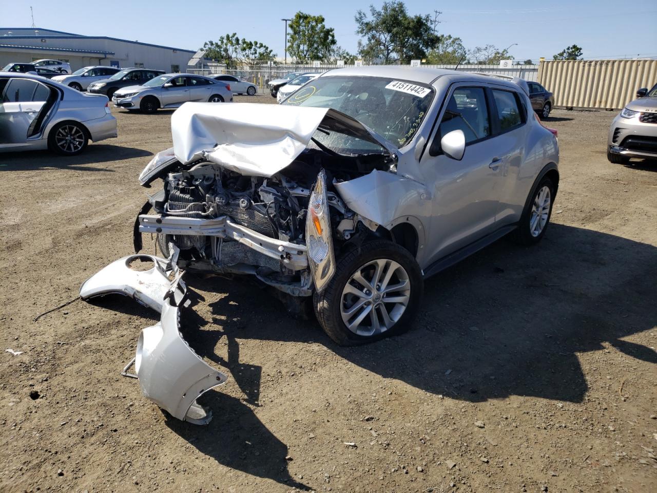Photo 2 from auction – 2014 NISSAN JUKE S with VIN JN8AF5MV6ET483283