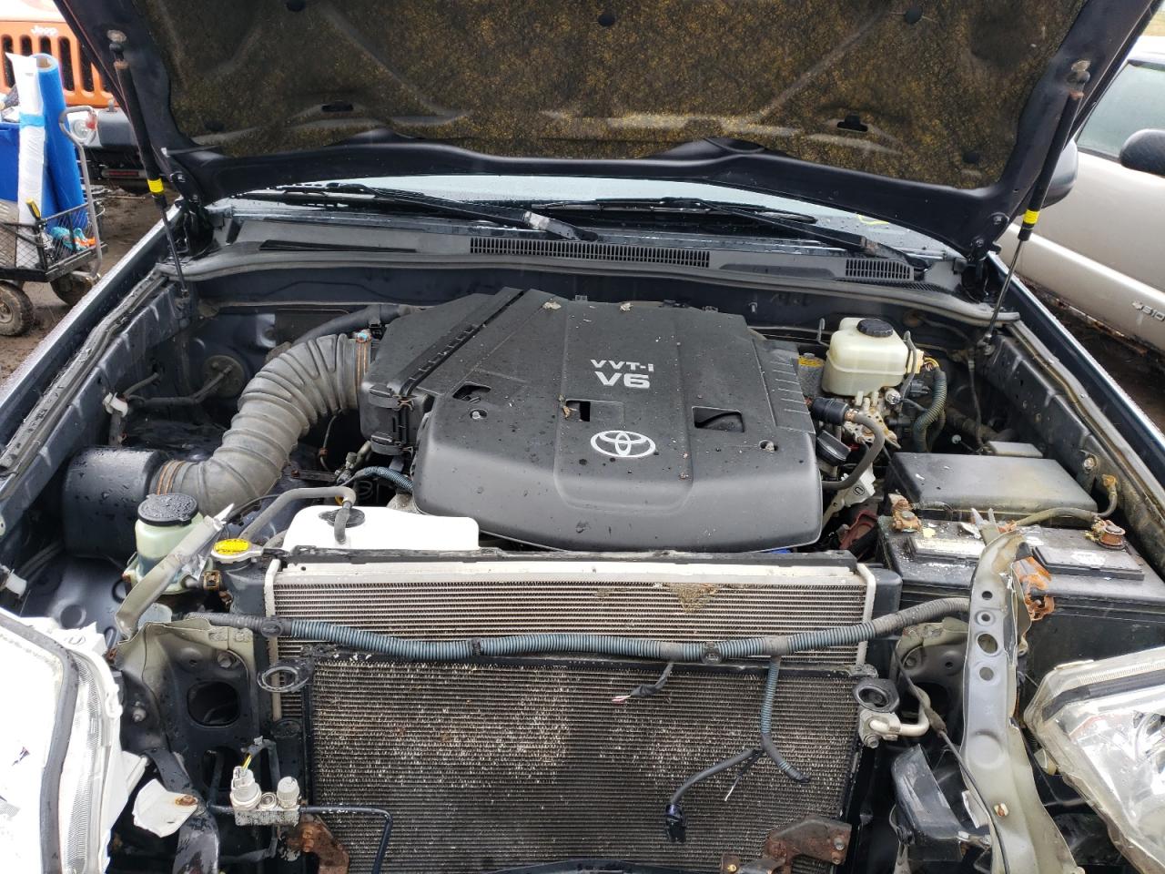 Photo 7 from auction – 2008 TOYOTA 4RUNNER SR with VIN JTEBU14R28K029670