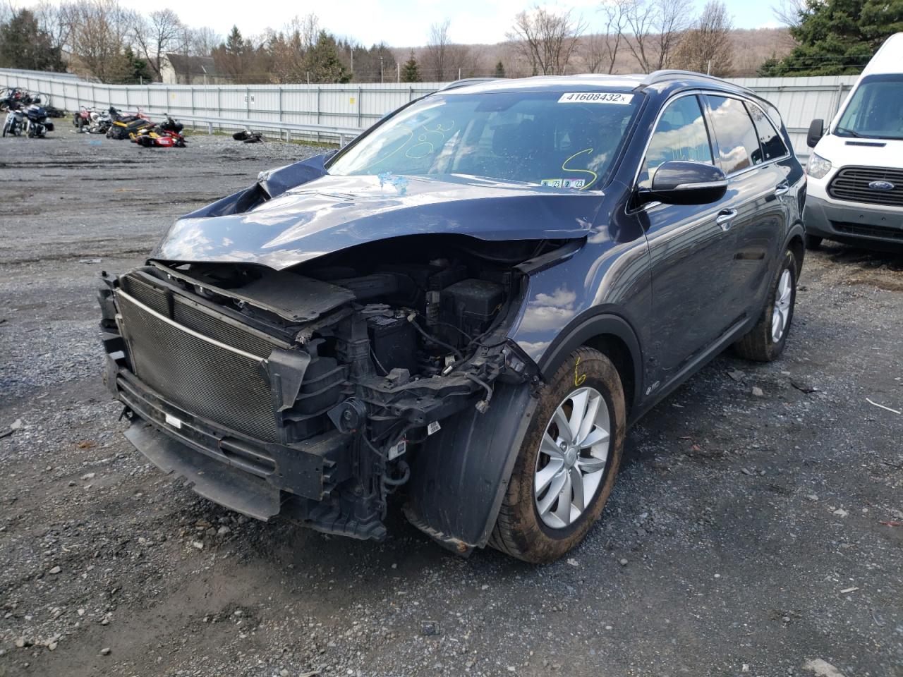 Photo 2 from auction – 2016 KIA SORENTO LX with VIN 5XYPGDA37GG045077
