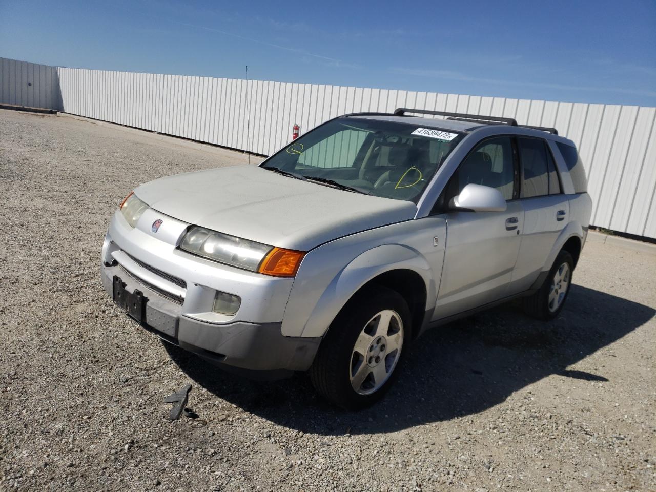 Photo 2 from auction – 2005 SATURN VUE with VIN 5GZCZ53445S805136