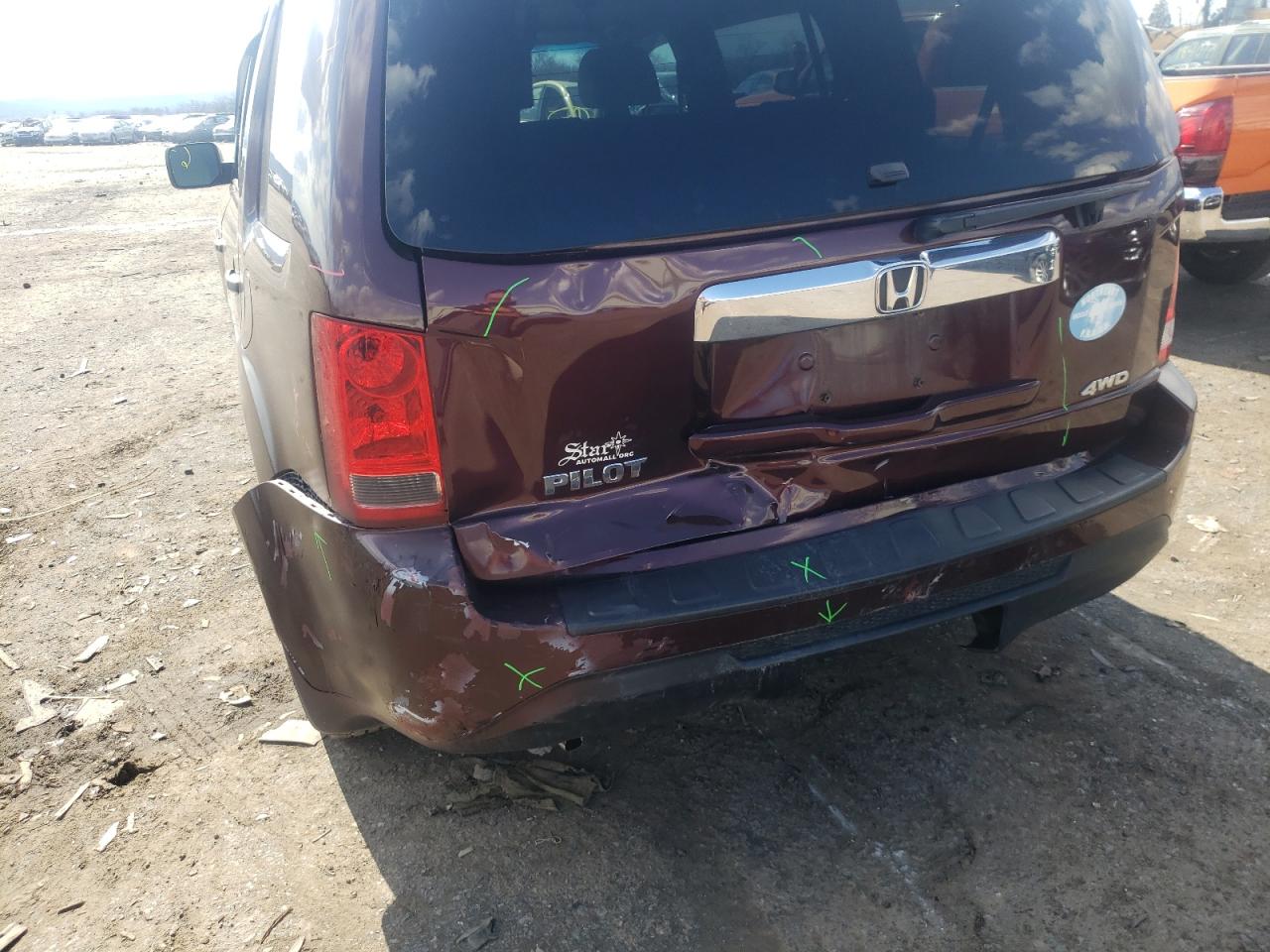 Photo 9 from auction – 2015 HONDA PILOT LX with VIN 5FNYF4H20FB020886