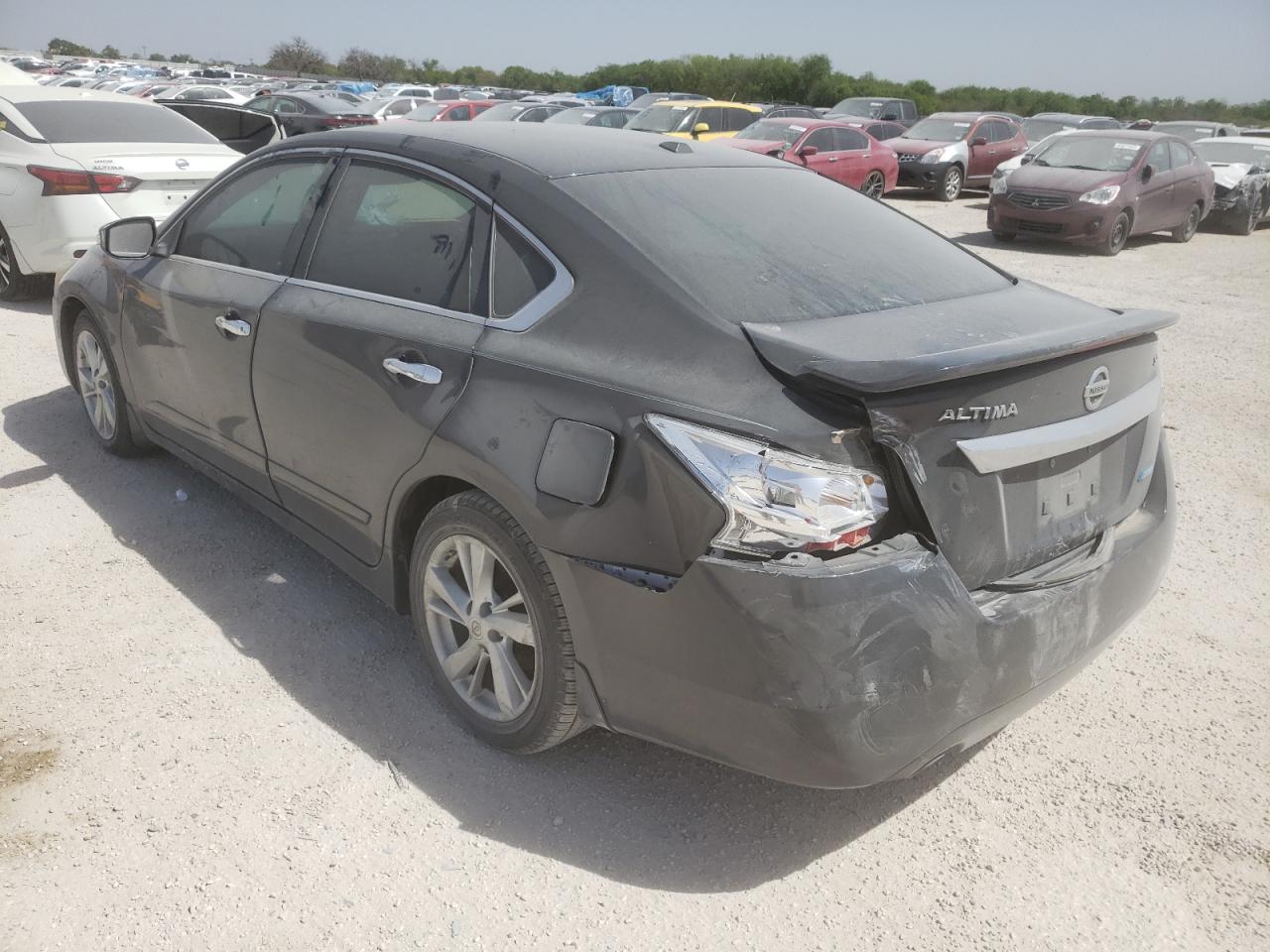 Photo 3 from auction – 2013 NISSAN ALTIMA 2.5 with VIN 1N4AL3AP2DN564997