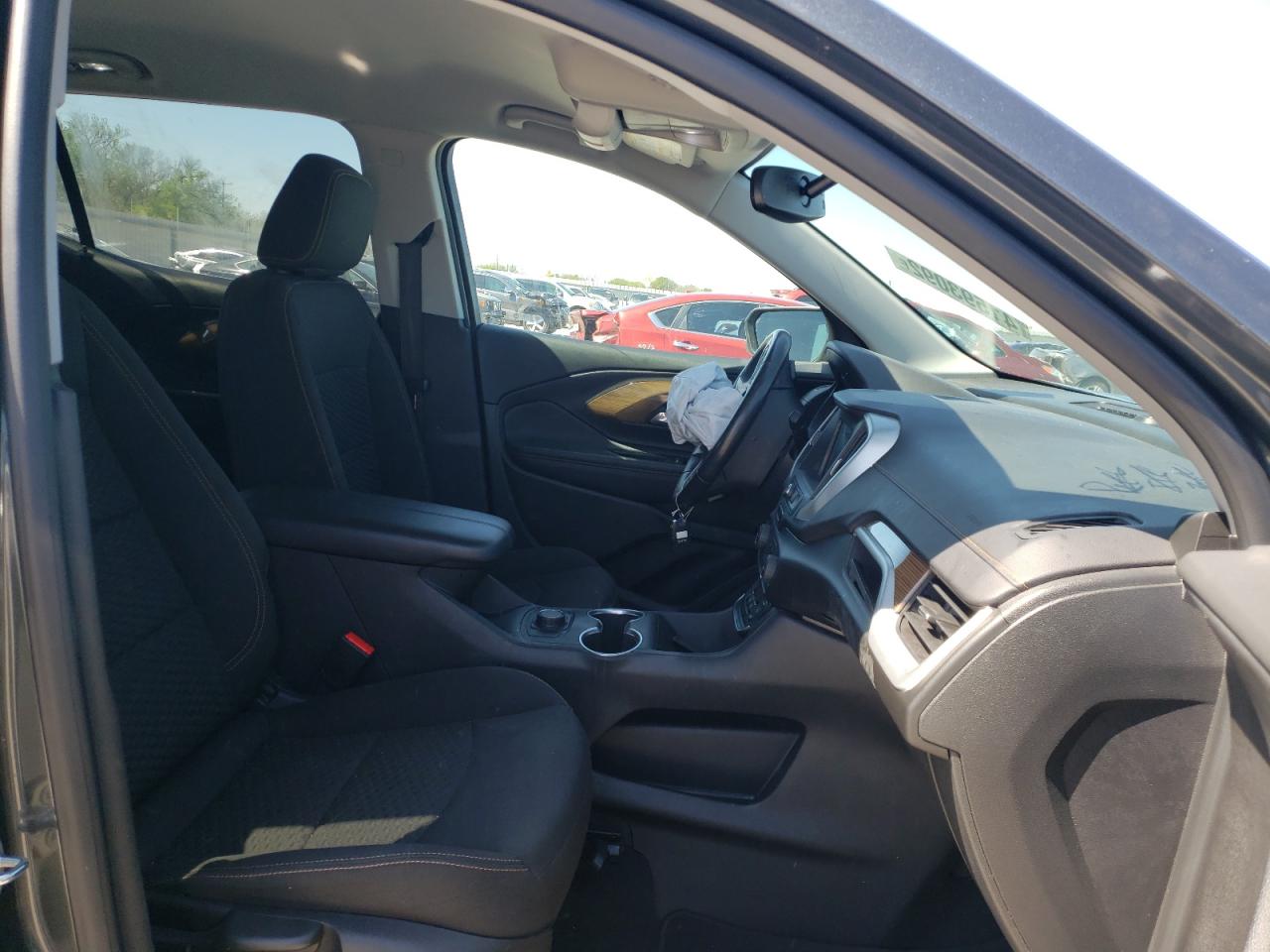 Photo 5 from auction – 2019 GMC TERRAIN SL with VIN 3GKALMEV9KL378013