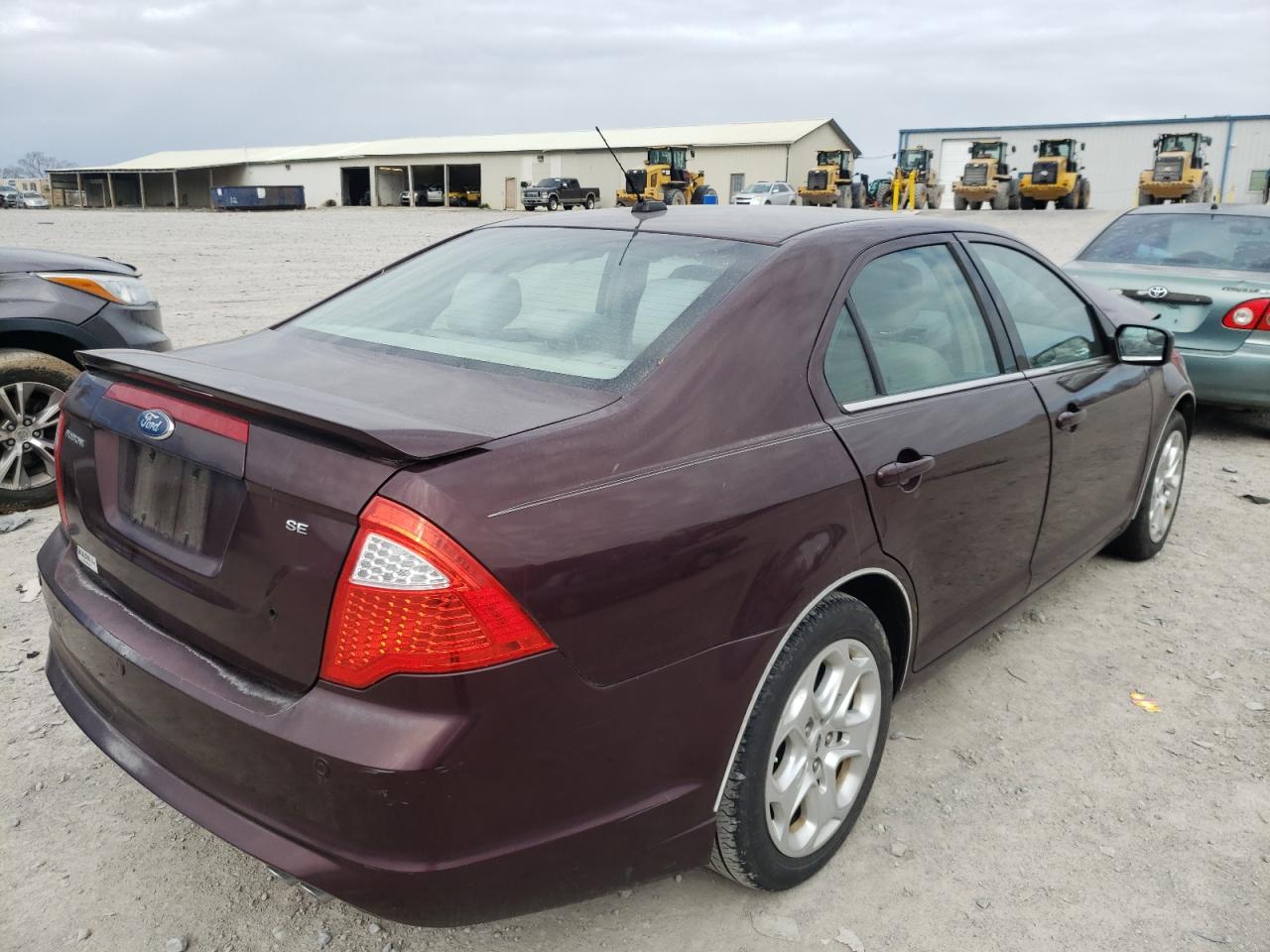 Photo 4 from auction – 2011 FORD FUSION SE with VIN 3FAHP0HA8BR255208