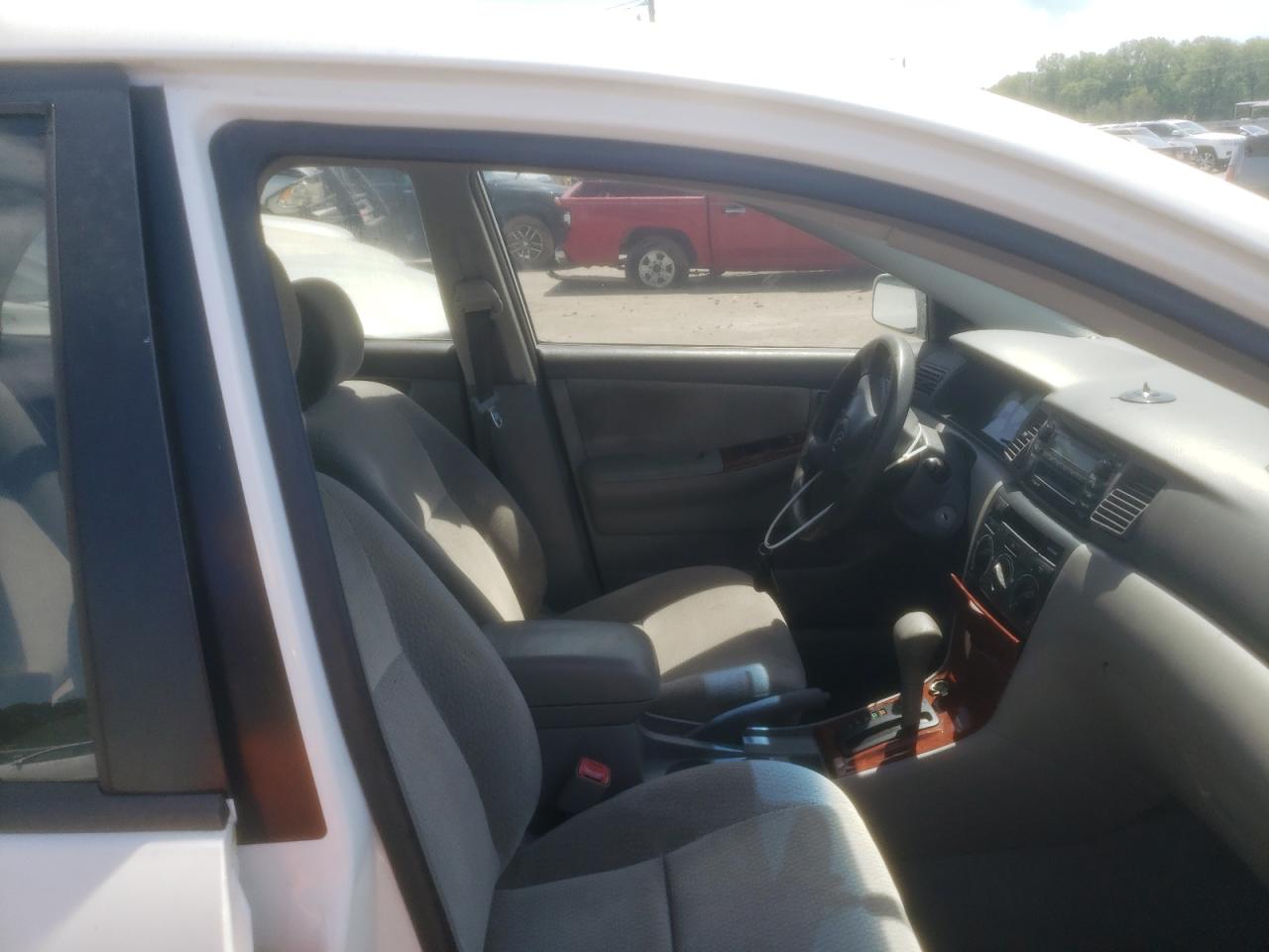 Фото 5 с аукциона – 2004 TOYOTA COROLLA CE с VIN 2T1BR32E24C276300