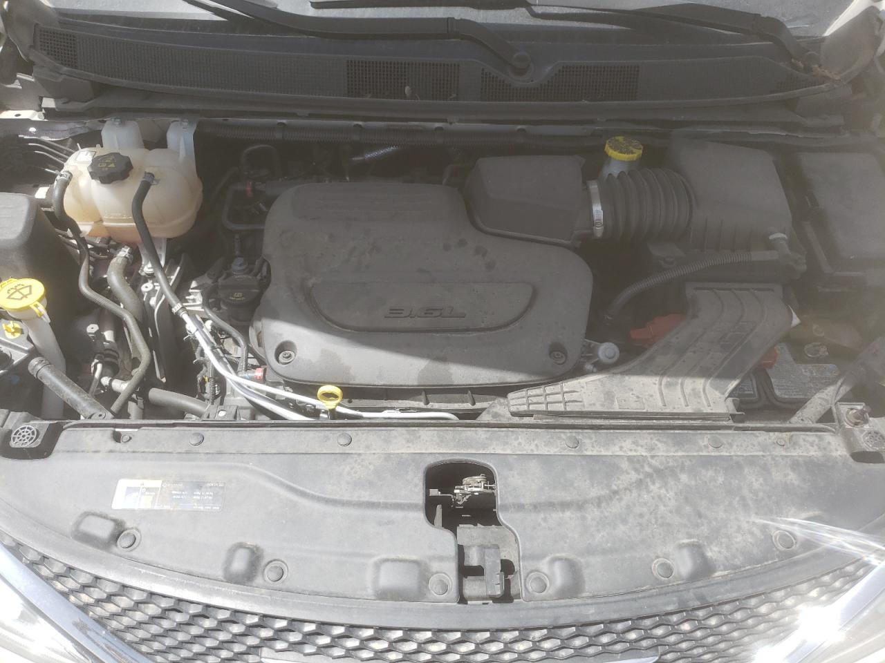 Photo 7 from auction – 2020 CHRYSLER PACIFICA L with VIN 2C4RC1GG5LR187012