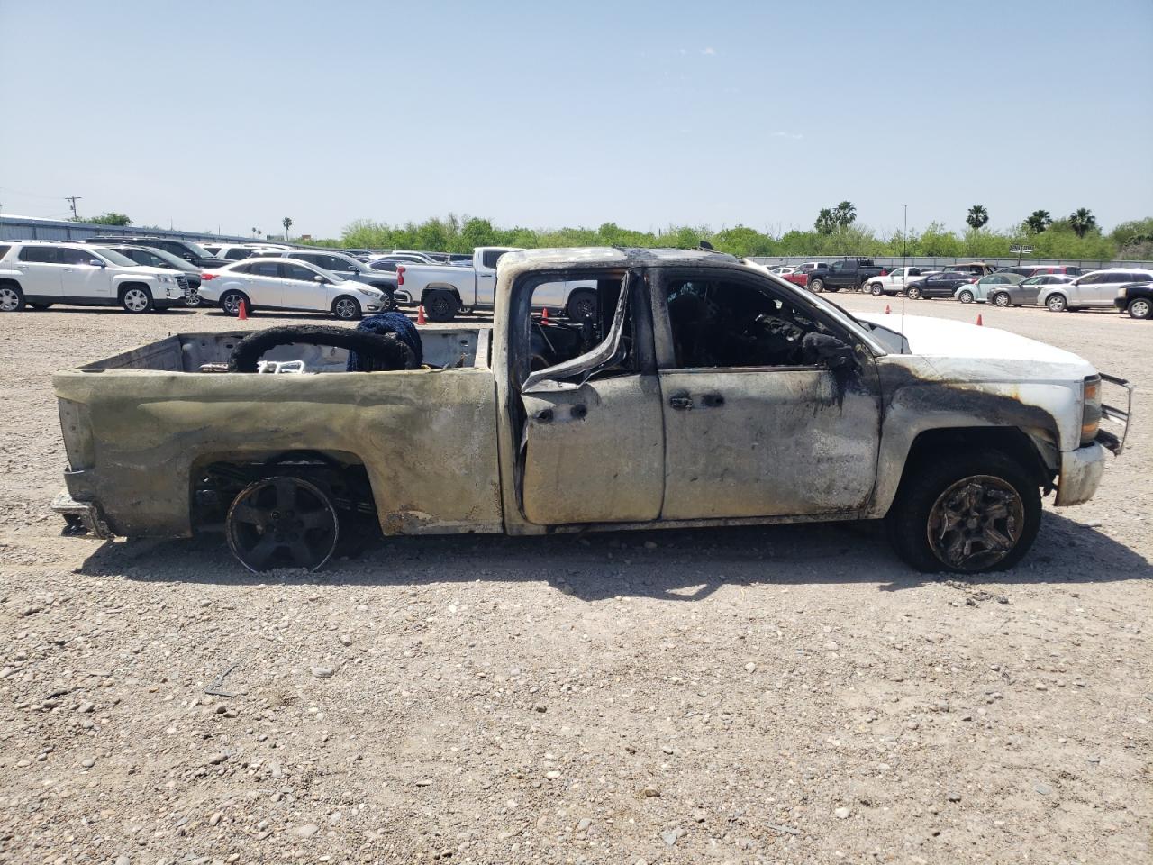 Photo 9 from auction – 2017 CHEVROLET SILVERADO with VIN 1GCRCPEH4HZ366590
