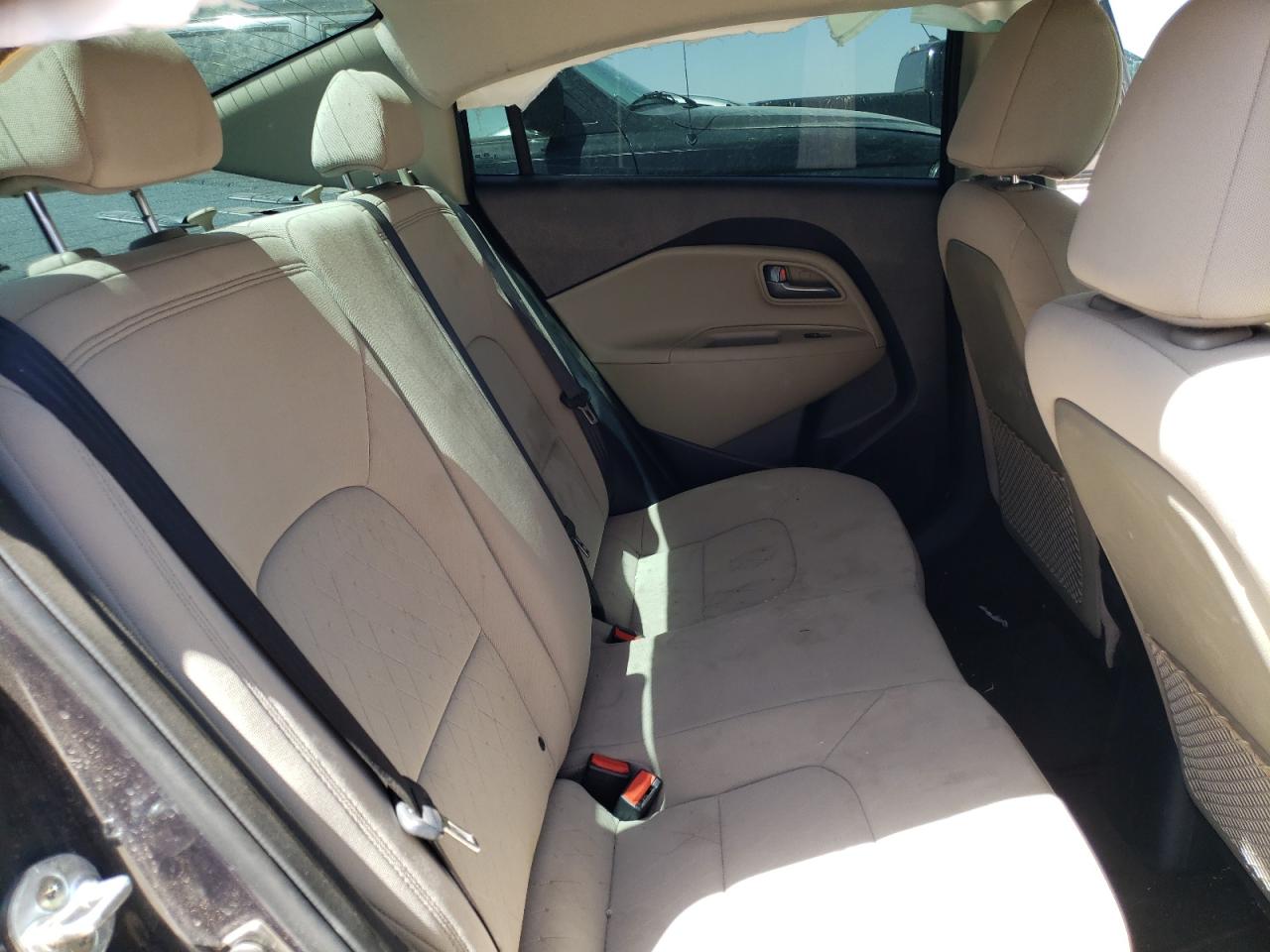 Photo 6 from auction – 2016 KIA RIO EX with VIN KNADN4A3XG6627635