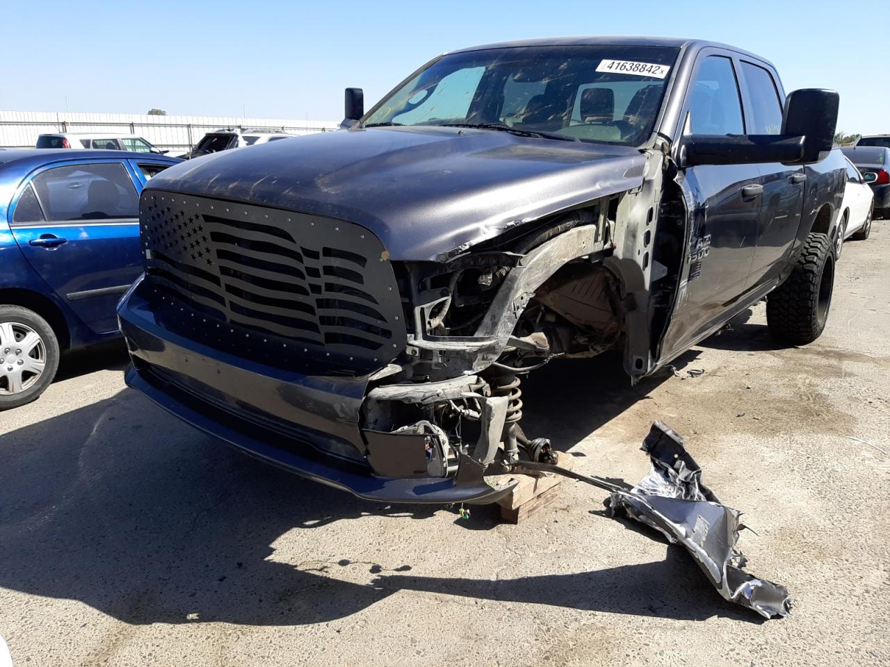 Photo 2 from auction – 2014 RAM 1500 ST with VIN 1C6RR7KT3ES361819
