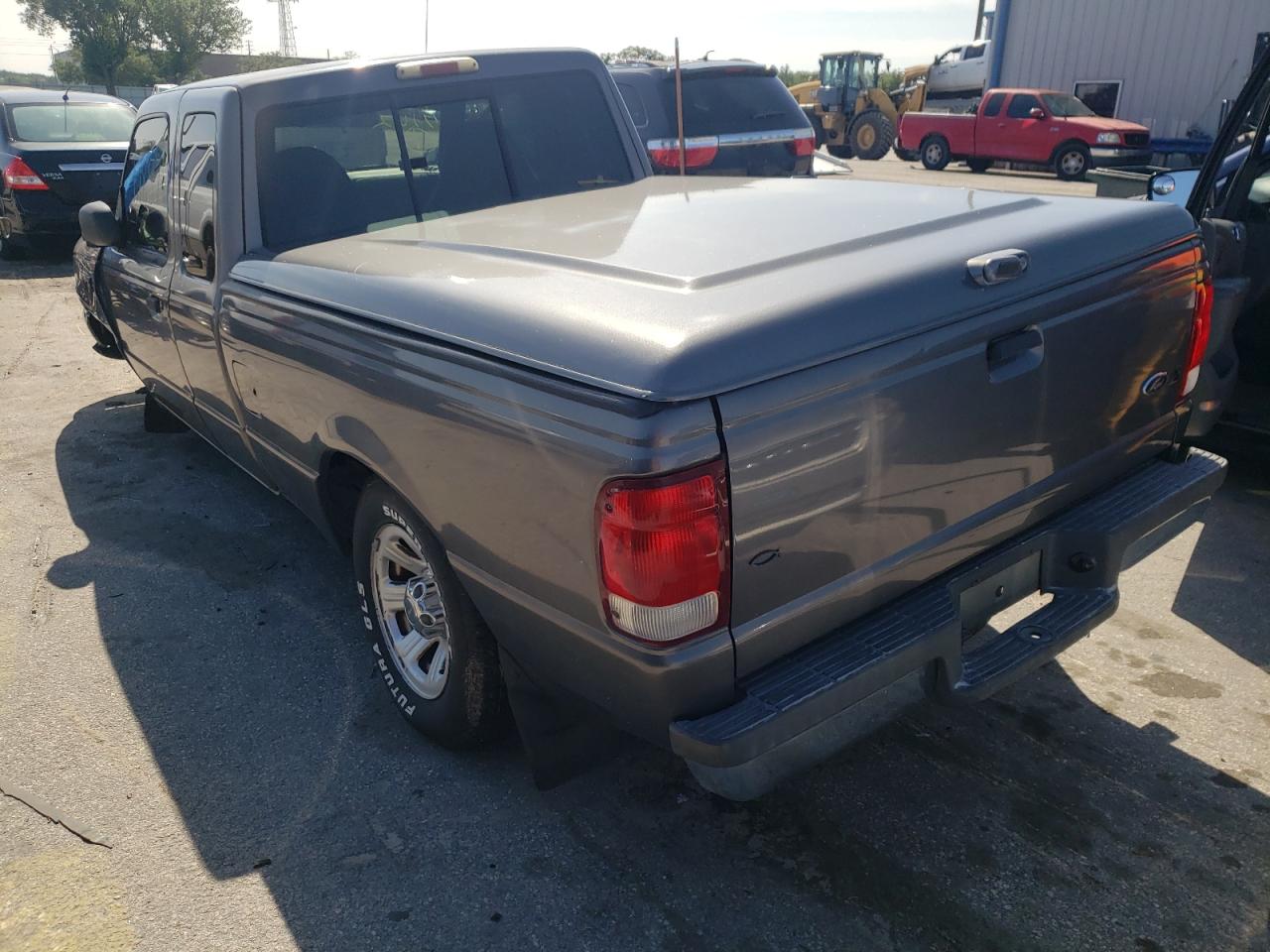 Photo 3 from auction – 2000 FORD RANGER SUP with VIN 1FTYR14V2YTA07742