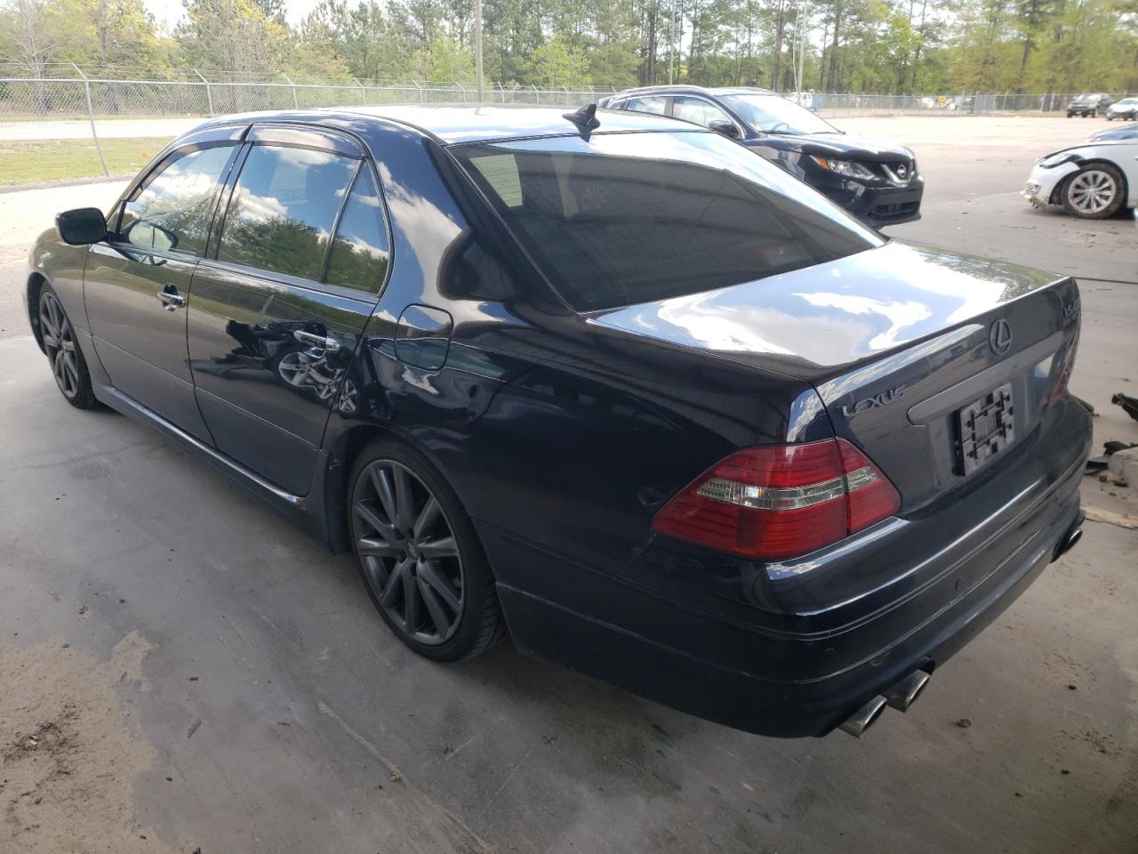 Photo 3 from auction – 2006 LEXUS LS 430 with VIN JTHBN36F665036230