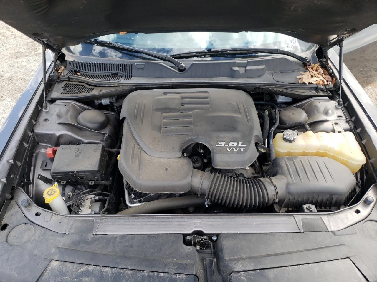 Photo 7 from auction – 2019 DODGE CHALLENGER with VIN 2C3CDZAG1KH604077
