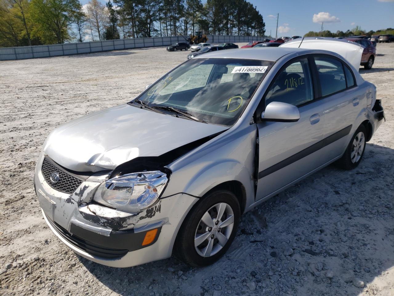 Photo 2 from auction – 2009 KIA RIO BASE with VIN KNADE223896495769