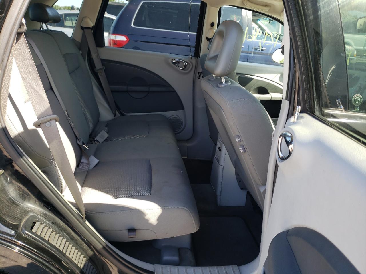 Photo 6 from auction – 2007 CHRYSLER PT CRUISER with VIN 3A8FY68B77T624878