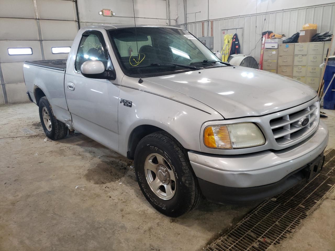 FORD F150 2002 with VIN 1FTRF17212NC01186 - Photo from auction