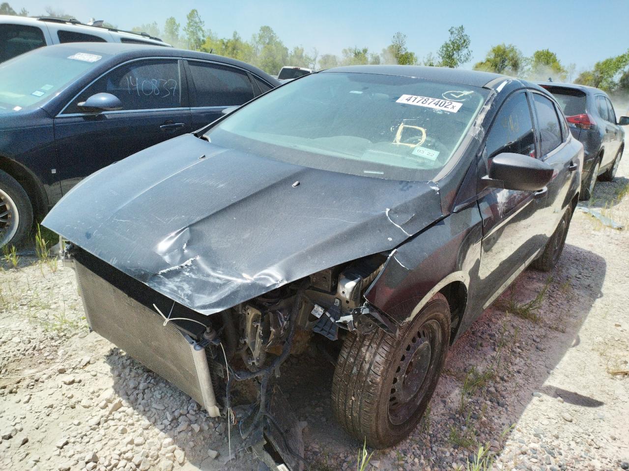 Photo 2 from auction – 2018 FORD FOCUS S with VIN 1FADP3E20JL302354