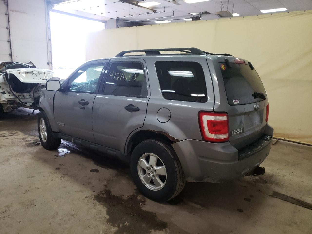Photo 3 from auction – 2008 FORD ESCAPE XLT with VIN 1FMCU03138KA81061