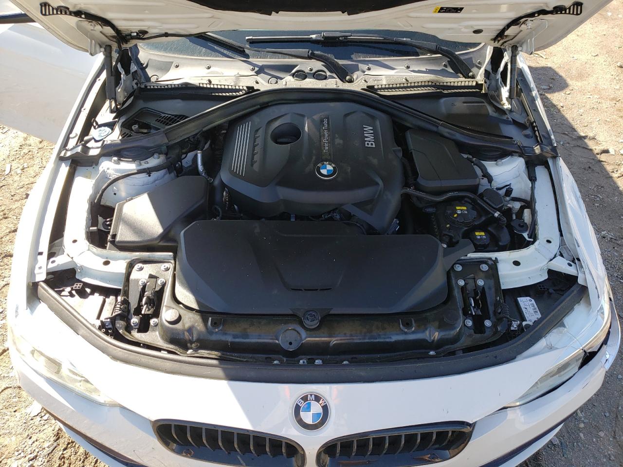 Photo 7 from auction – 2017 BMW 330 I with VIN WBA8B9G54HNU51415