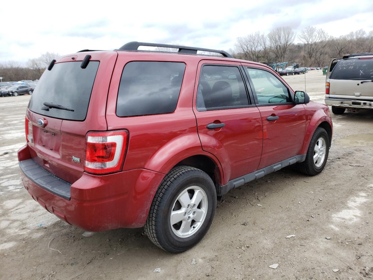 Zdjęcie 4 z aukcji – 2012 FORD ESCAPE XLT z VIN 1FMCU0DG9CKB67616