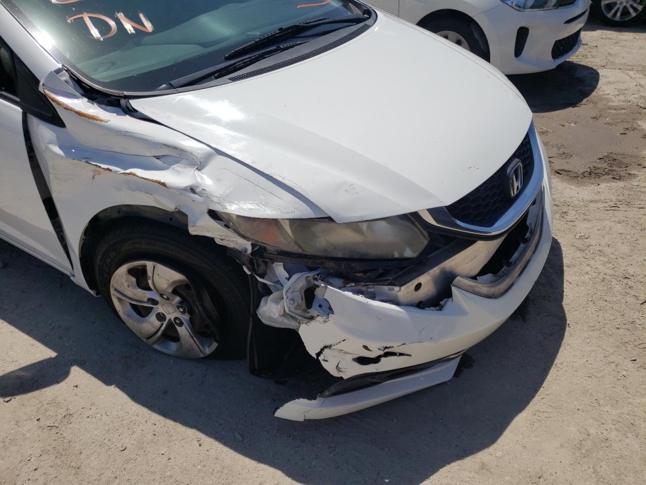 Photo 9 from auction – 2014 HONDA CIVIC LX with VIN 19XFB2F50EE033856