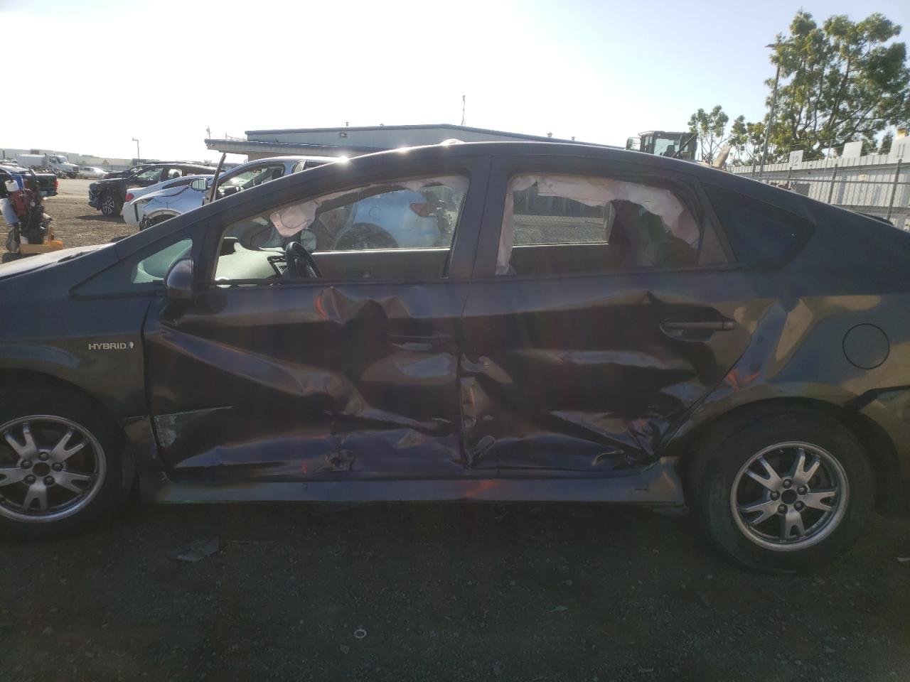 Photo 9 from auction – 2010 TOYOTA PRIUS with VIN JTDKN3DUXA0240604