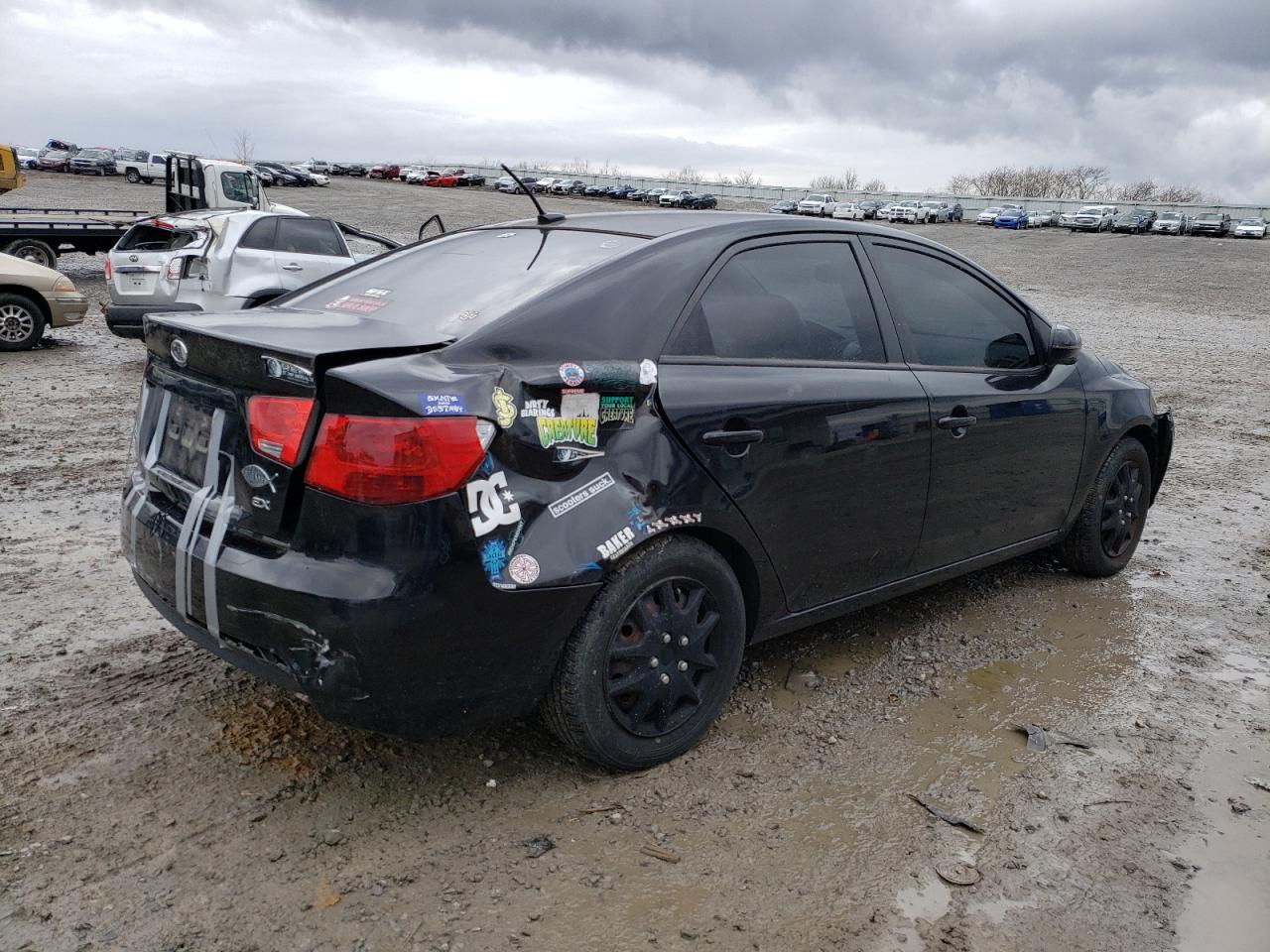 Photo 4 from auction – 2013 KIA FORTE EX with VIN KNAFU4A2XD5716786