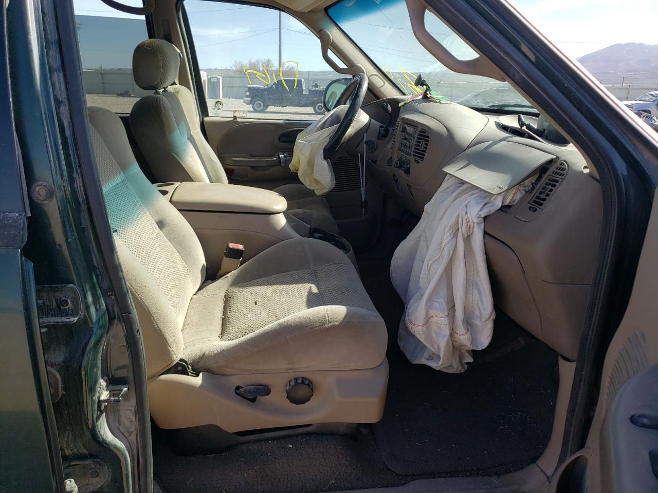 Photo 5 from auction – 2001 FORD F150 SUPER with VIN 1FTRW08L31KA40048
